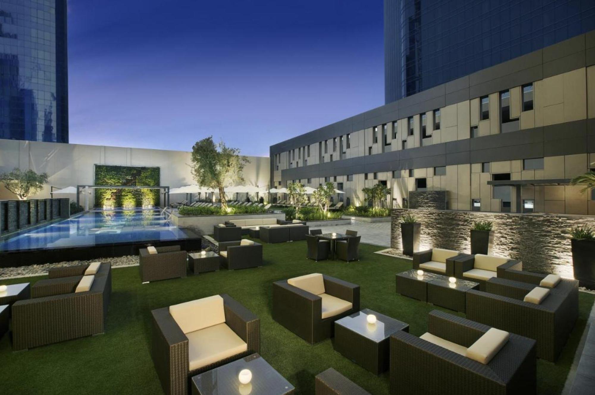 Next'house - Downtown Views Host Hostal Dubái