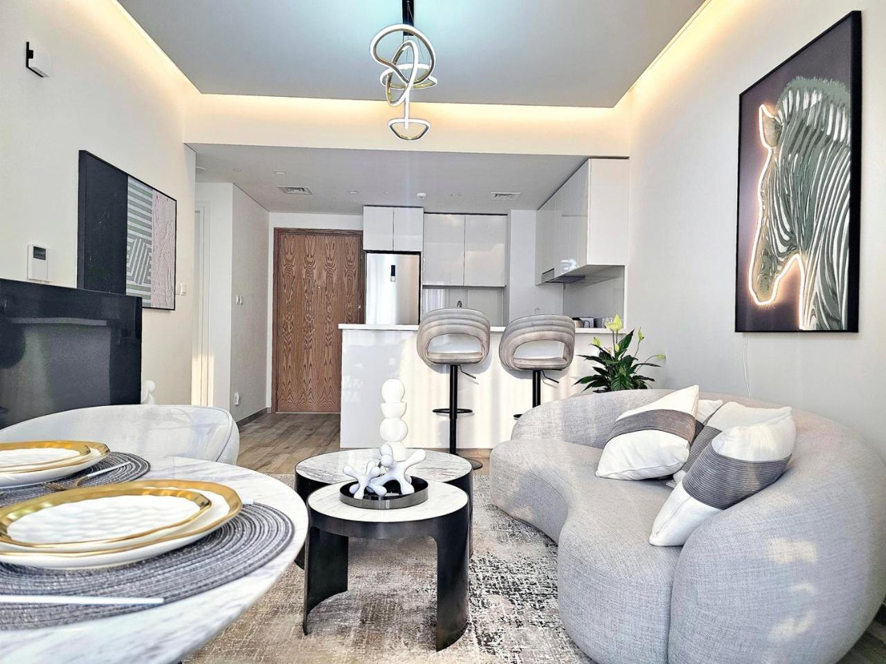 Stunning 1br With Panoramic Skyline View Apartamento
