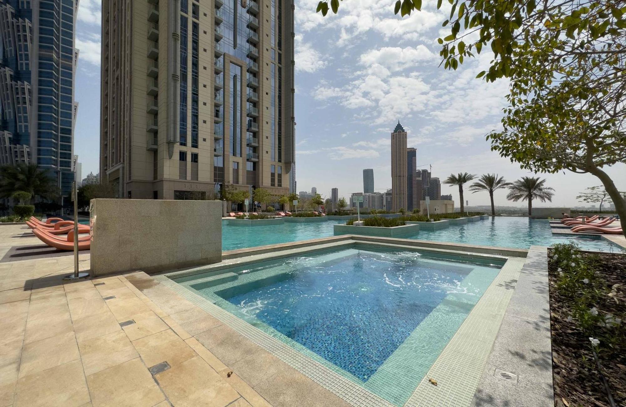 Apartamento Fabulous Canal Views Al Habtoor Dubái