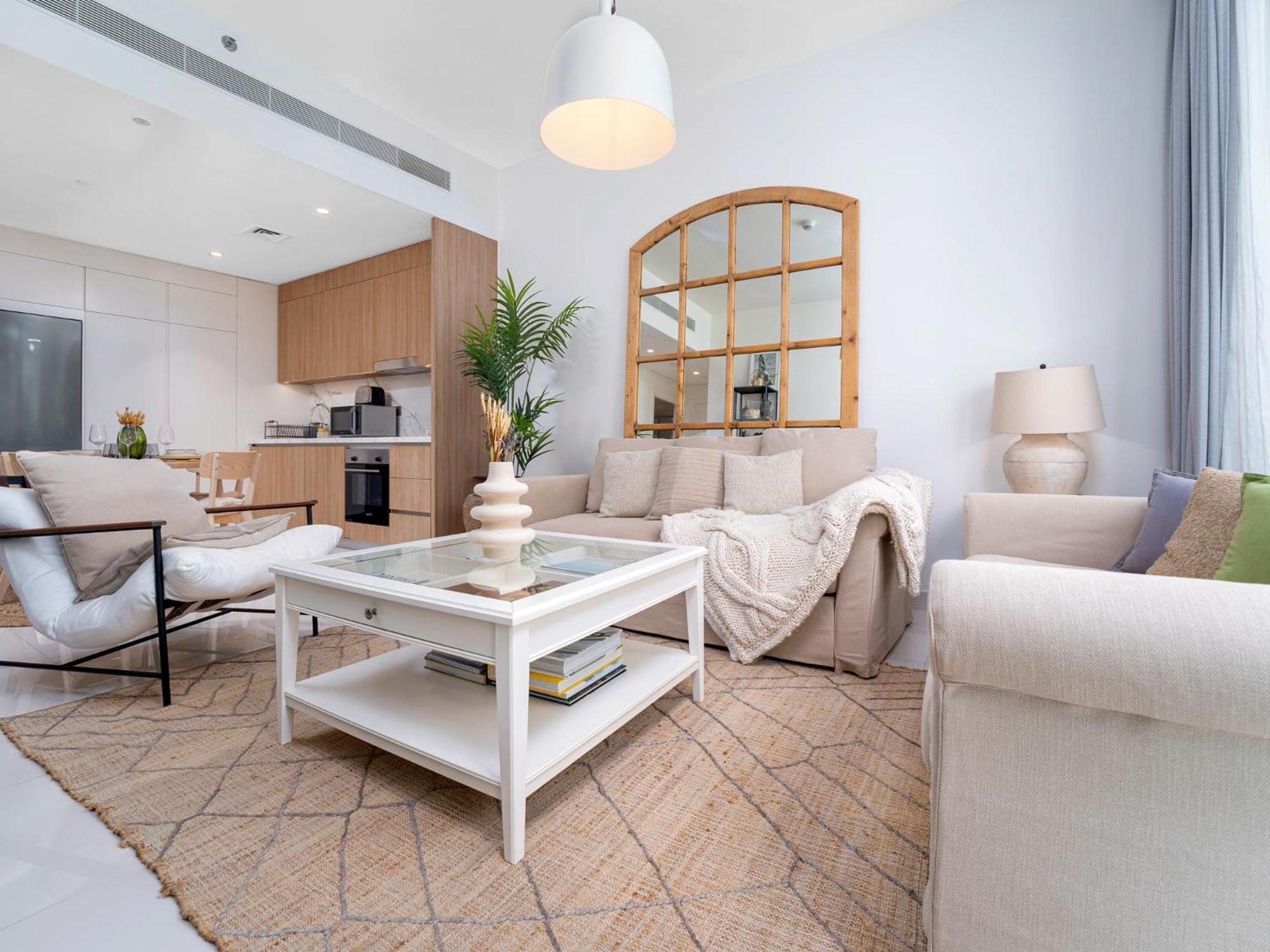Luxury Living In Emaar Beachfront W Private Appartement Dubaï
