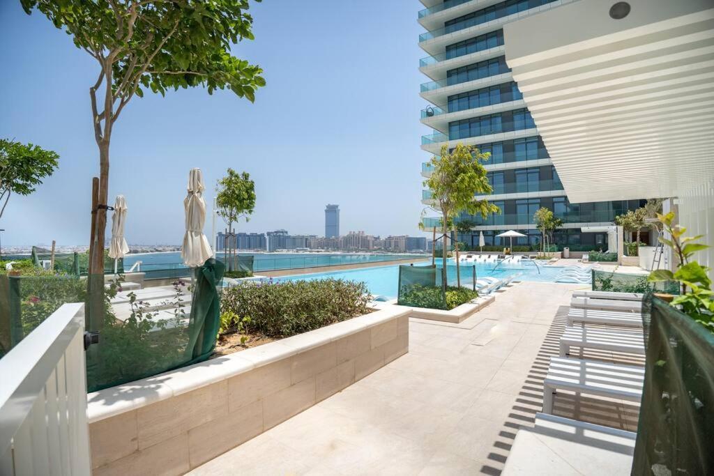 Appartement Luxury Living In Emaar Beachfront W Private Dubaï