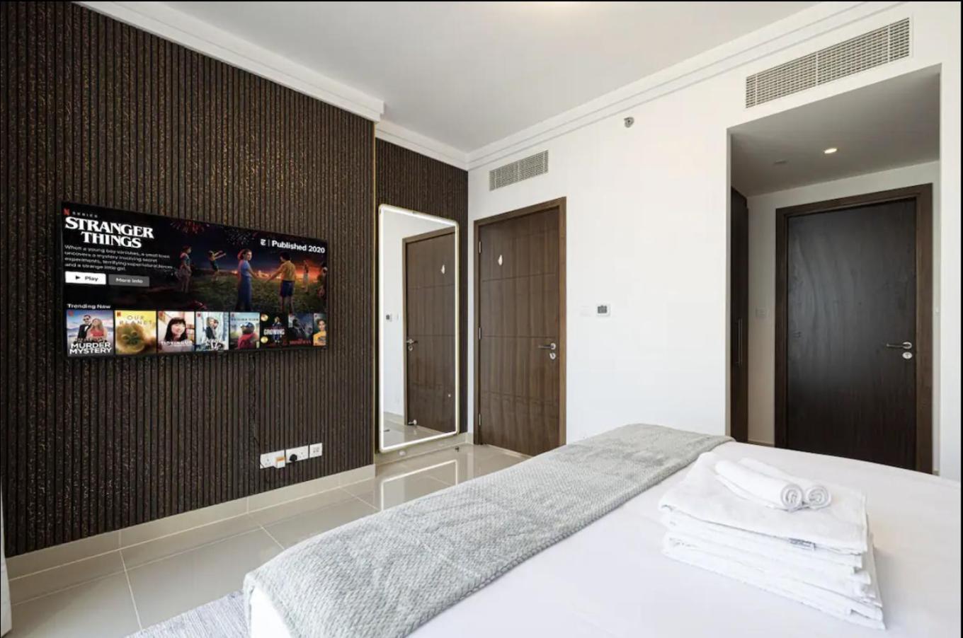 Burj View Infinity Pool - Mall Connection Appartement Dubaï