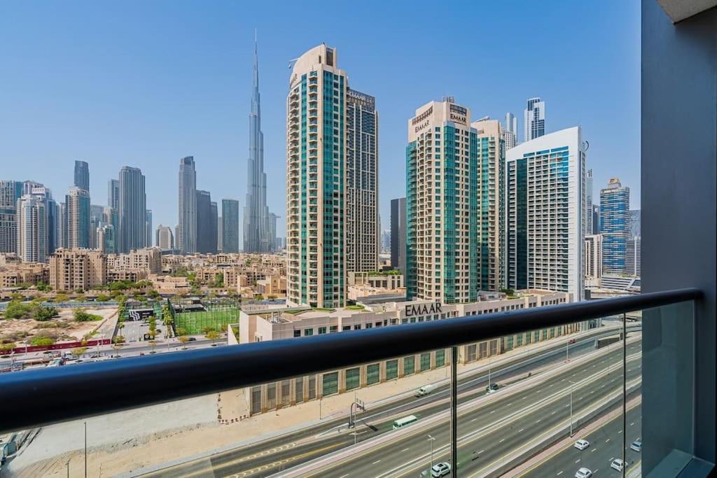#025 Tranquil Furnished 1br With Burj Khalifa View Dubai