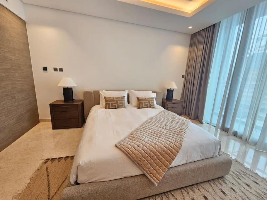#025 Tranquil Furnished 1br With Burj Khalifa View * Dubai