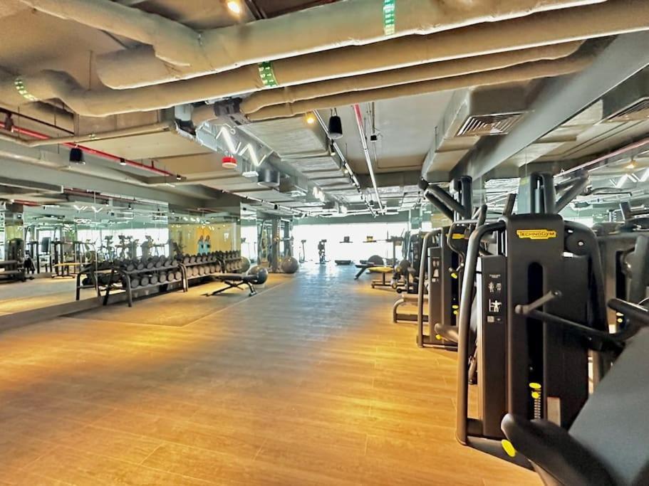 Apartment #025 Tranquil Furnished 1br With Burj Khalifa View