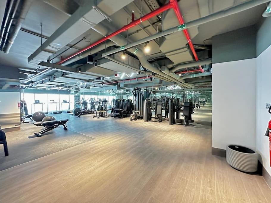 #025 Tranquil Furnished 1br With Burj Khalifa View Apartment