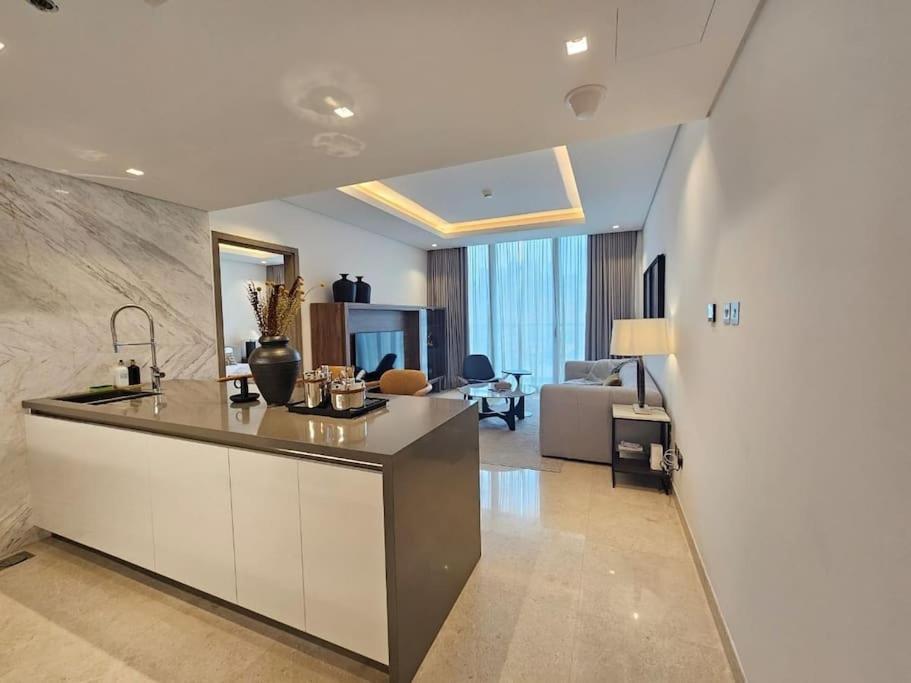 Apartment #025 Tranquil Furnished 1br With Burj Khalifa View Dubai