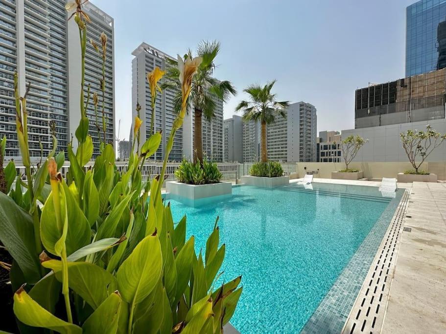 #025 Tranquil Furnished 1br With Burj Khalifa View *