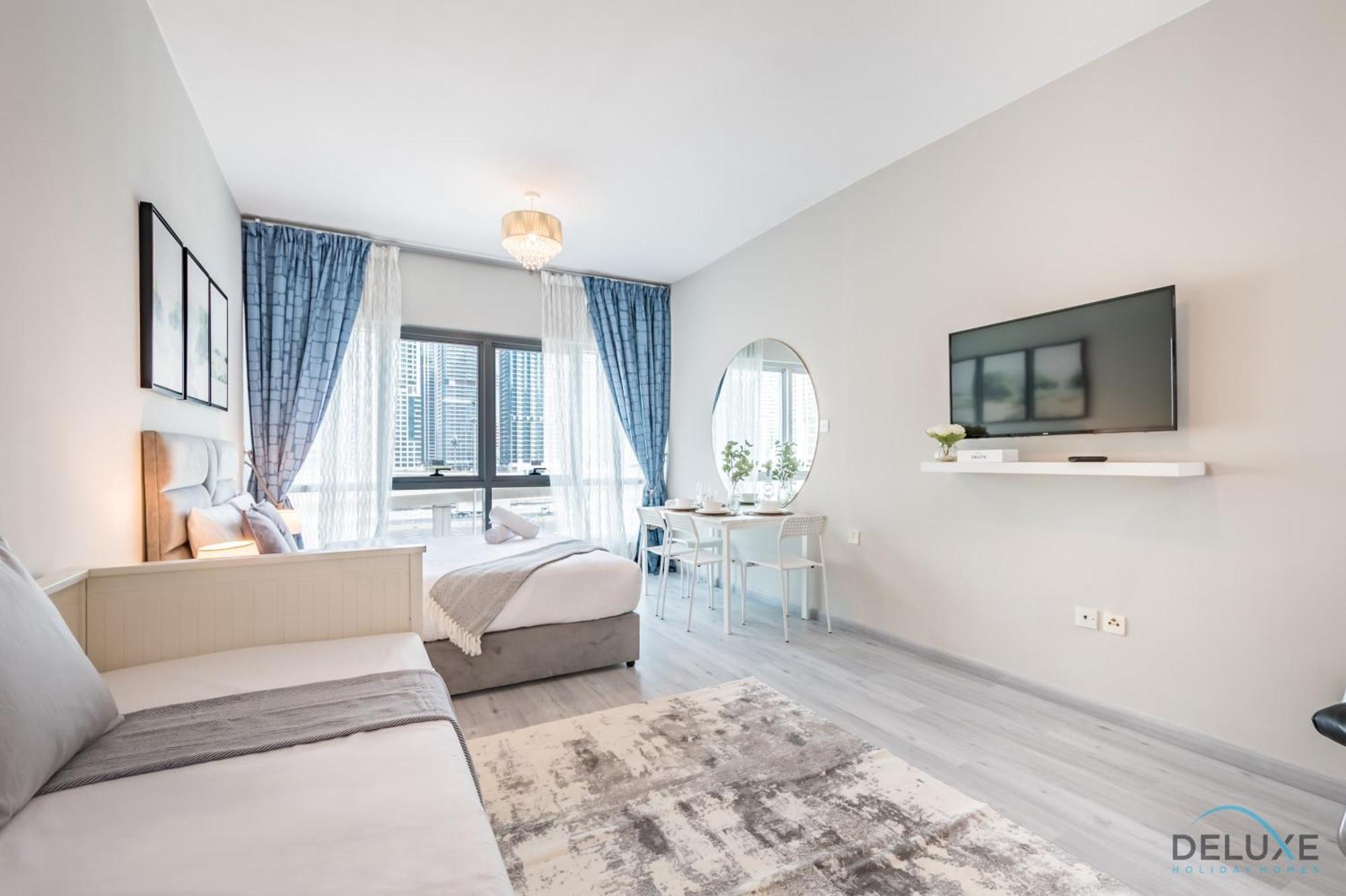 Apartment Chic In Marina Diamond 2, Marina By Deluxe Homes Dubai