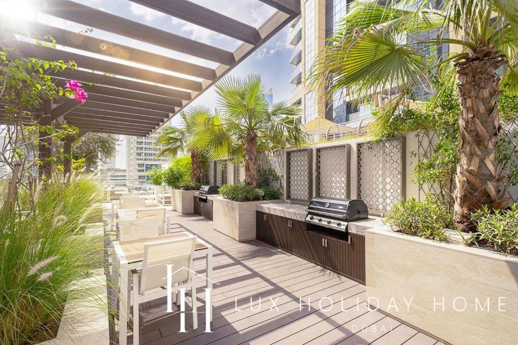 Apartemen Lux Contemporary With Full Marina View 3 *
