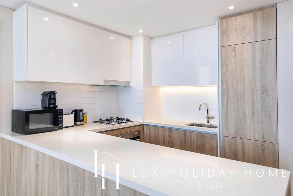Lux Contemporary With Full Marina View 3 *