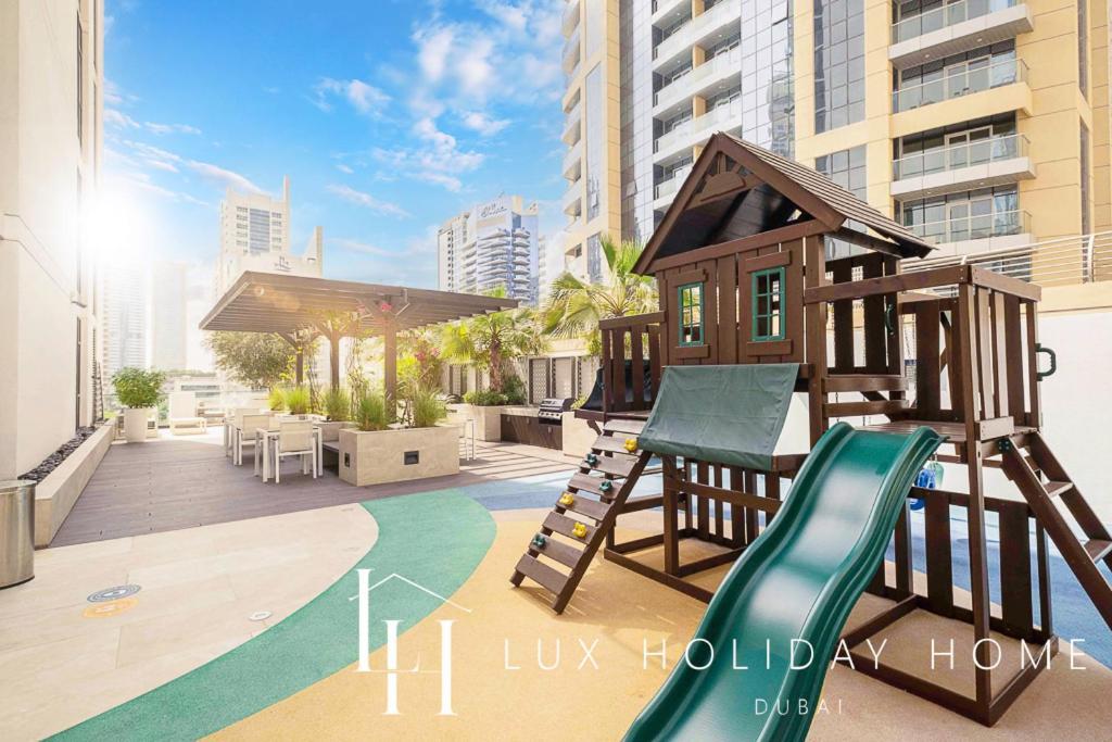 Lux Contemporary With Full Marina View 6 Dubai