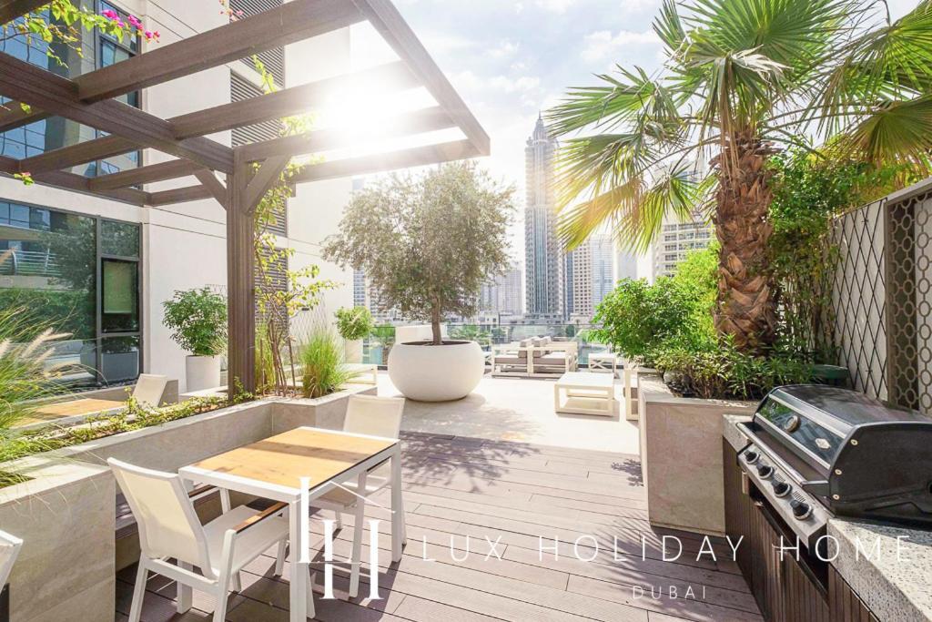 Lux Contemporary With Full Marina View 6 * Dubai