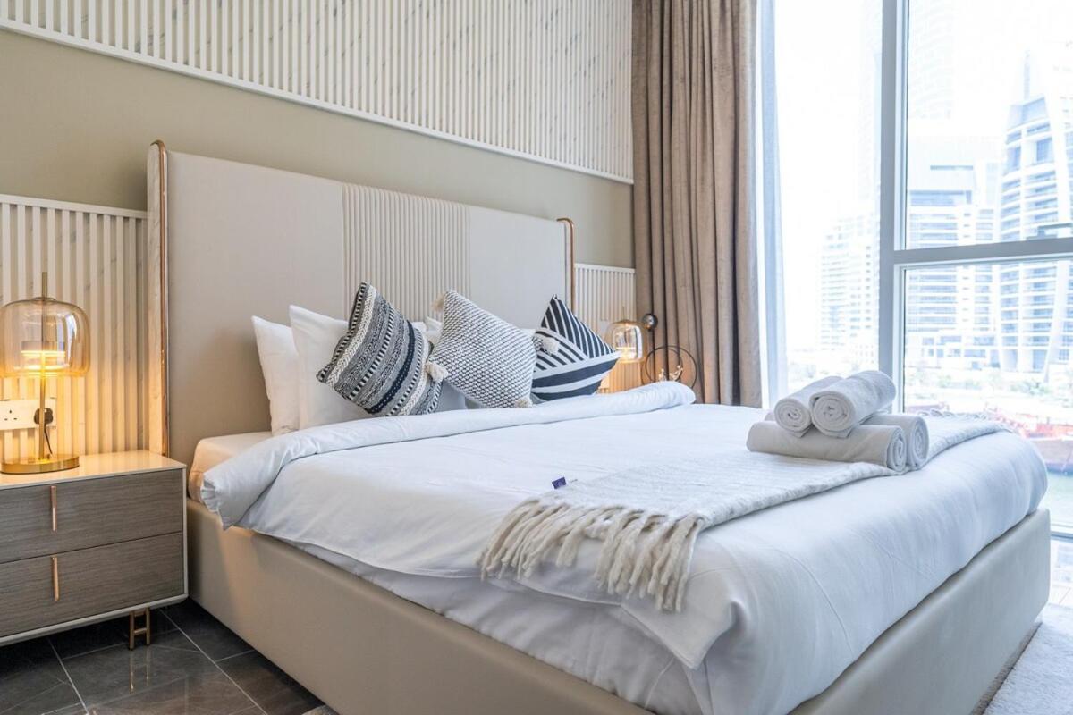 Apartamento Incredible 3-bed With Marina Views!
