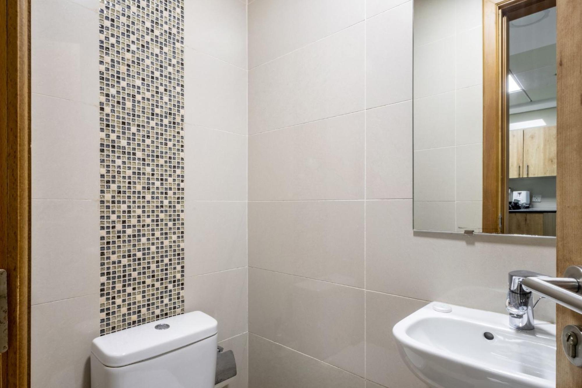Shoresinn - Elegant 1br In Marina Appartement Dubaï