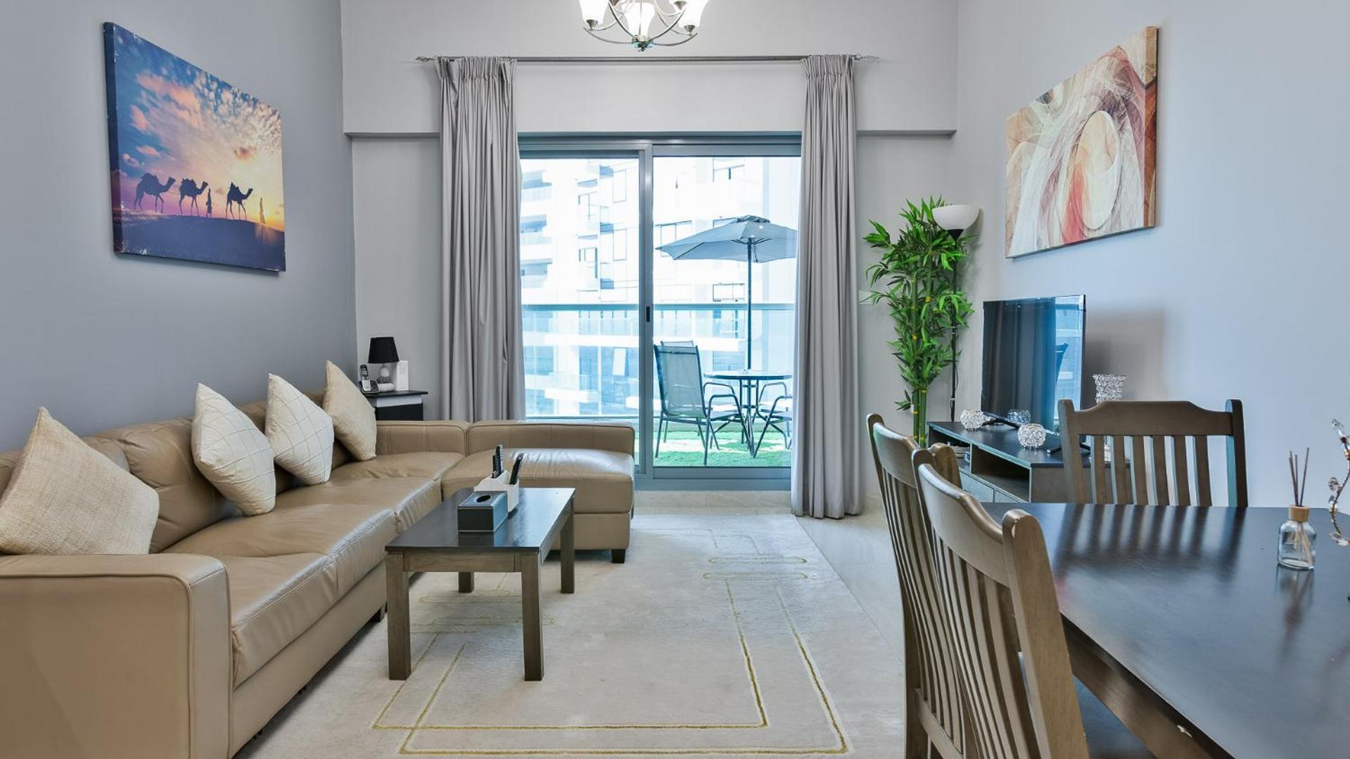 Easemytrip - Elegant Canal-view 1br In The Heart Of Appartement