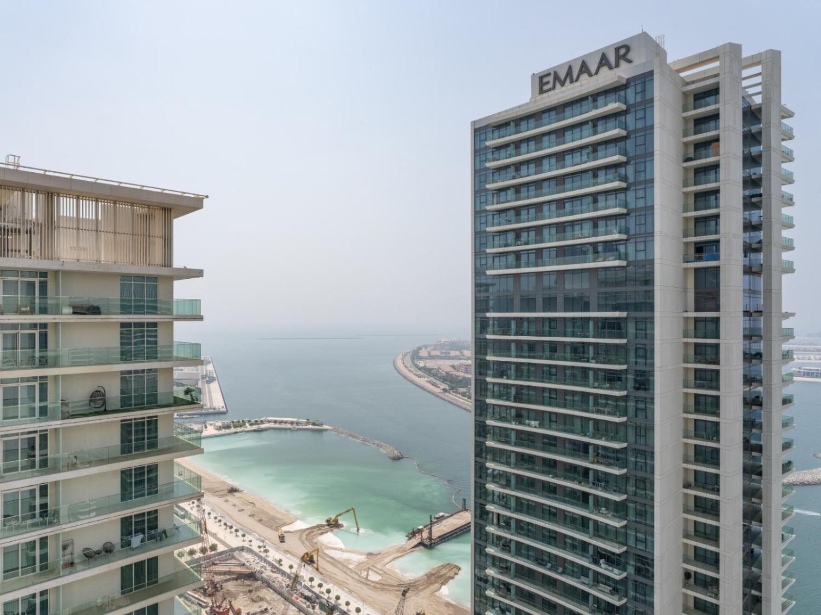 Vibrant & Cozy 1bdr In Marina Vista * Dubaï