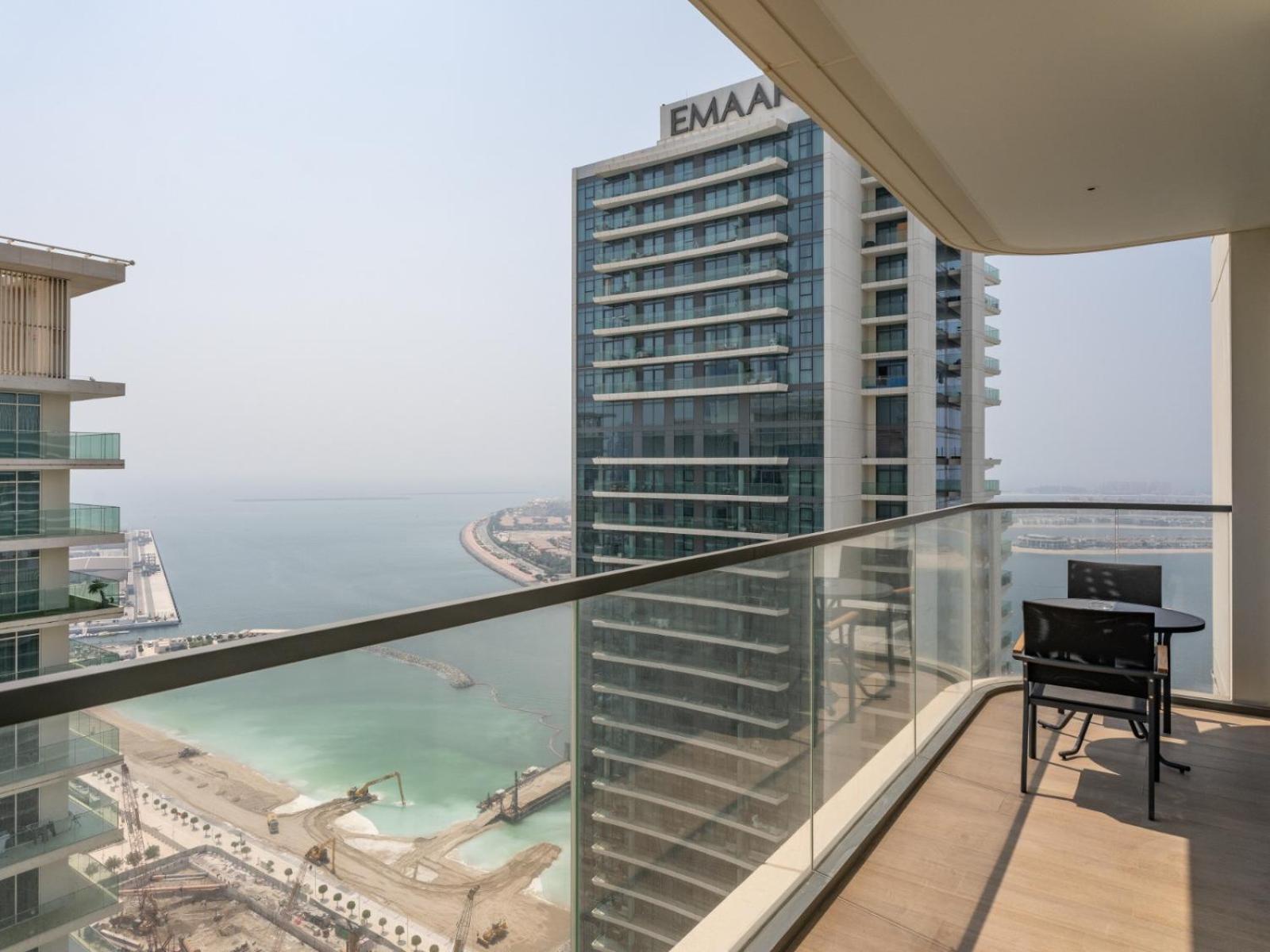 Vibrant & Cozy 1bdr In Marina Vista Appartement Dubaï