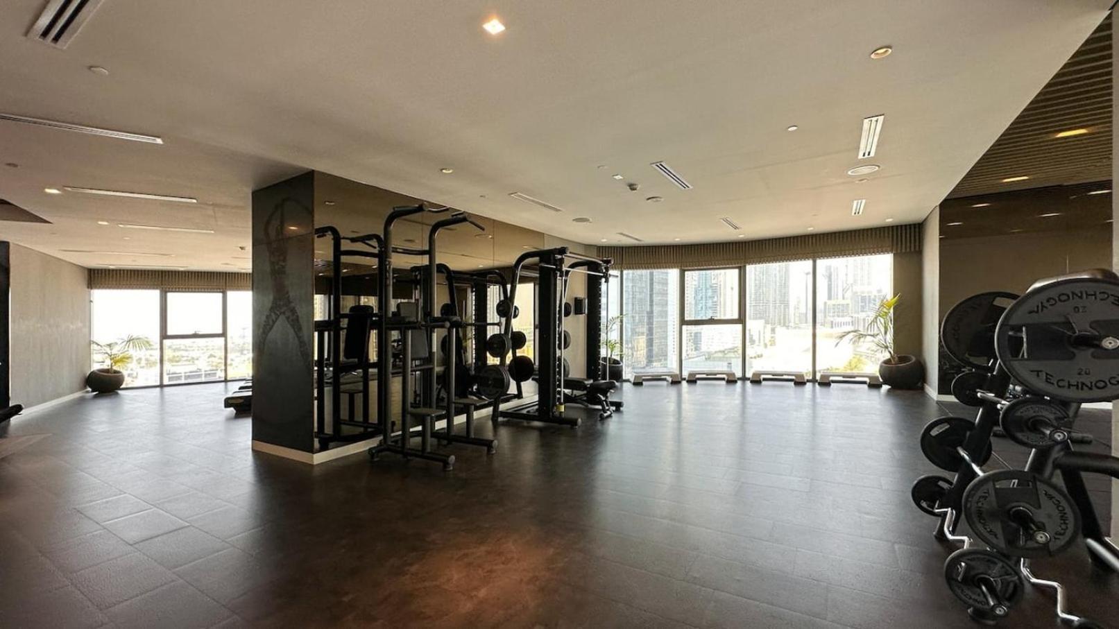 High Floor 2 Bedroom Gem - Burj Khalifa Views Appartement