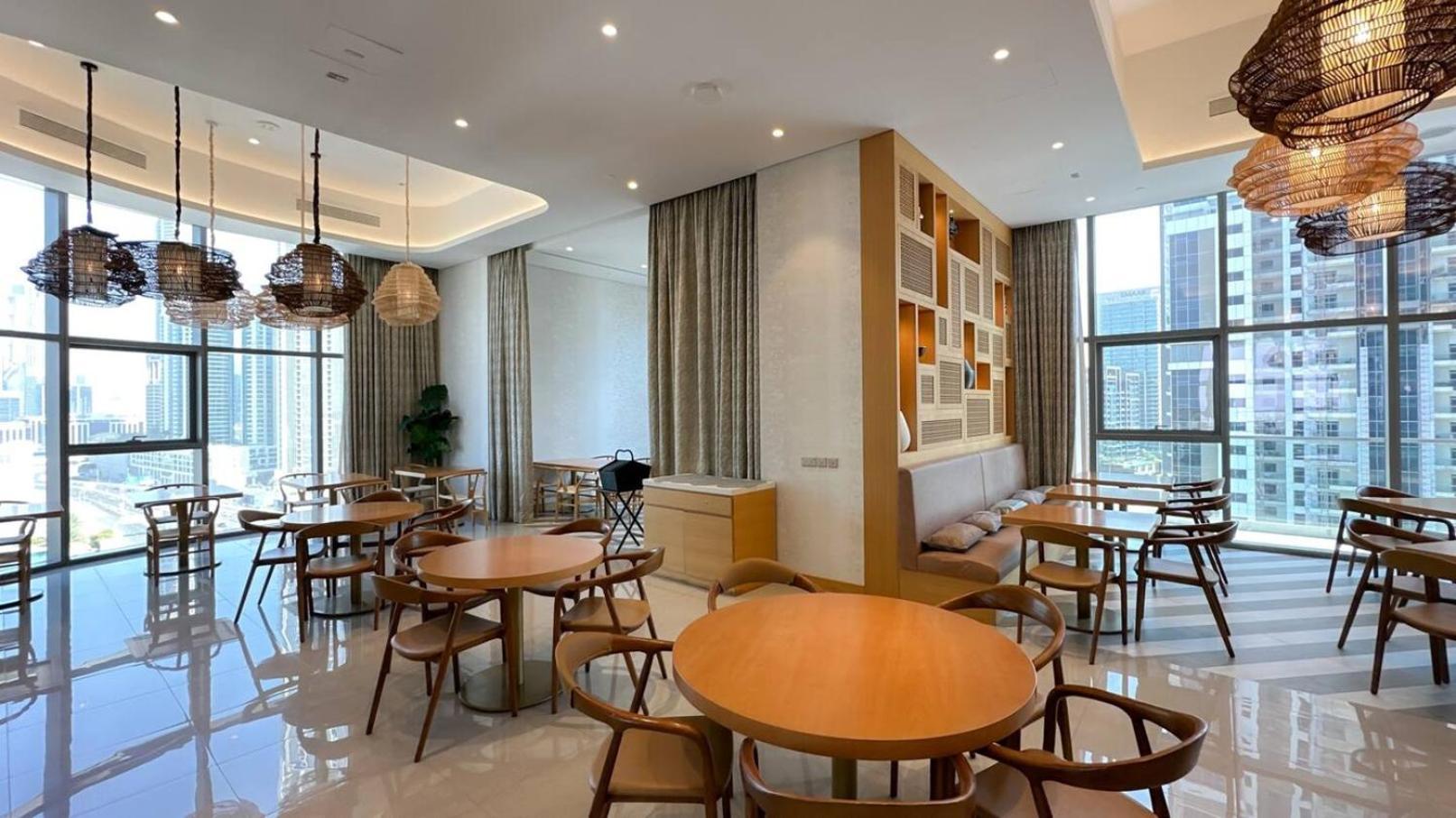 High Floor 2 Bedroom Gem - Burj Khalifa Views * Dubaï