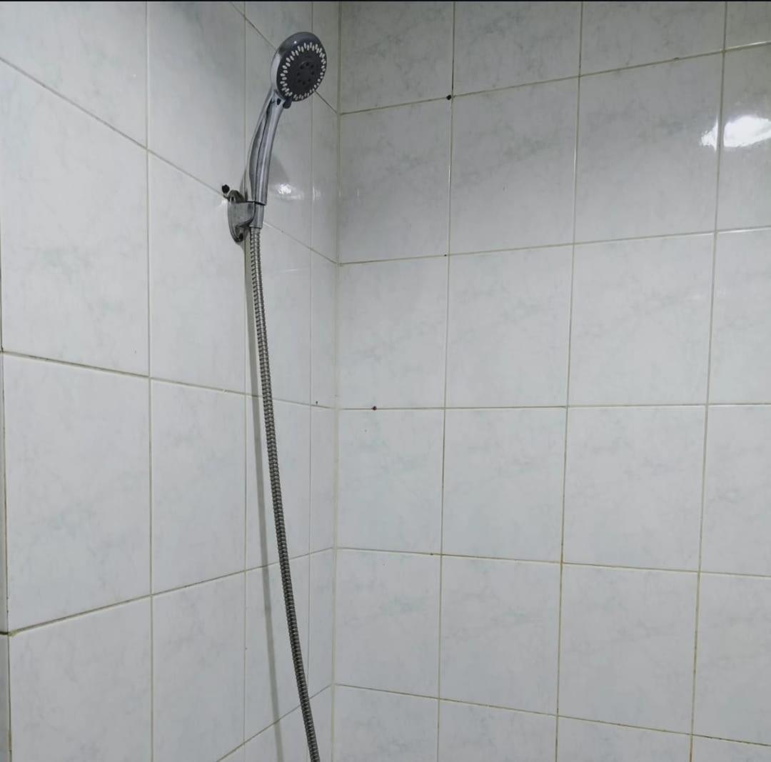 Hostal Monthly Bed Space - Male Only