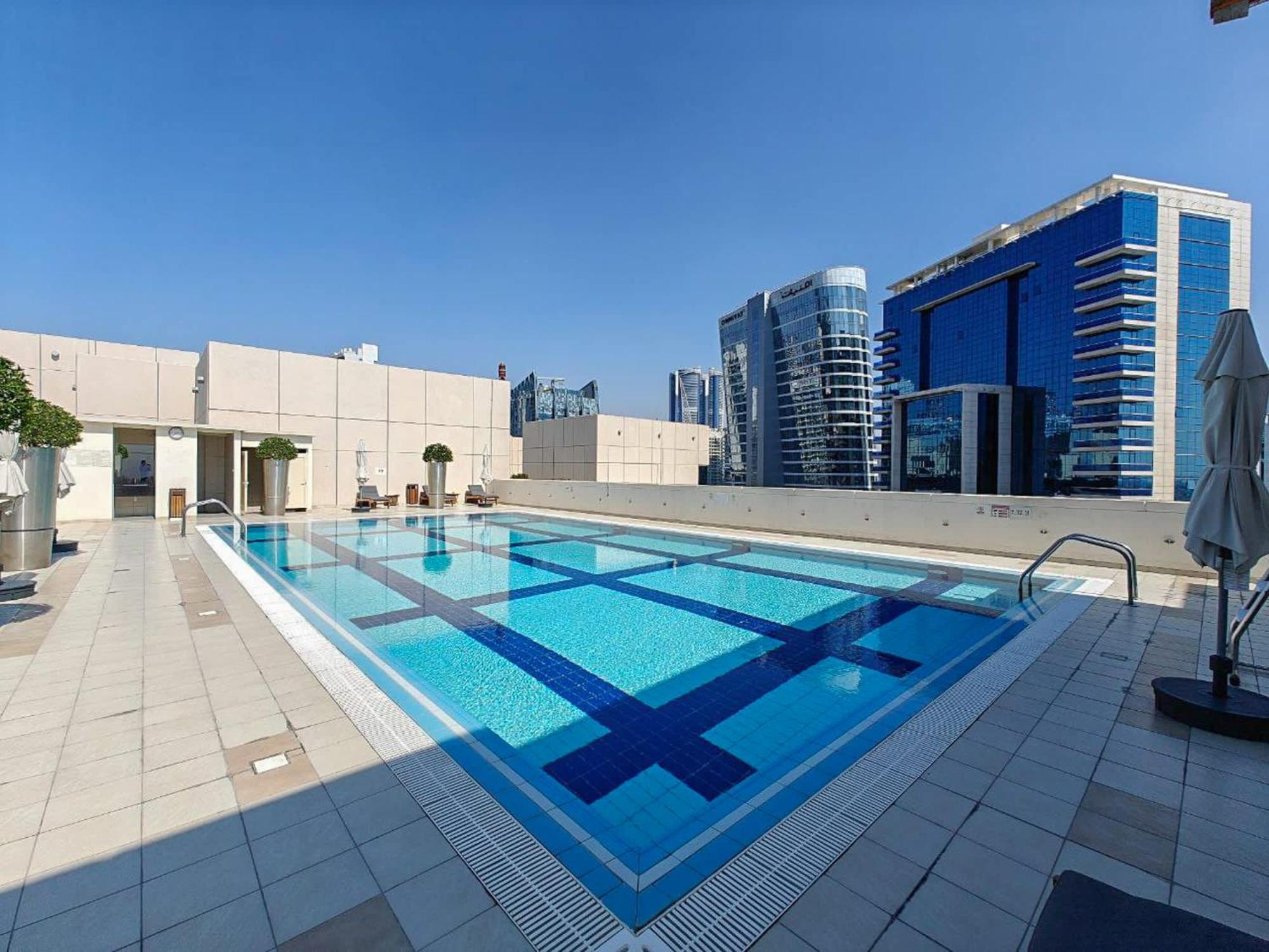 Glorious With Easy Access In Bay Square 9, Business Bay * Dubái