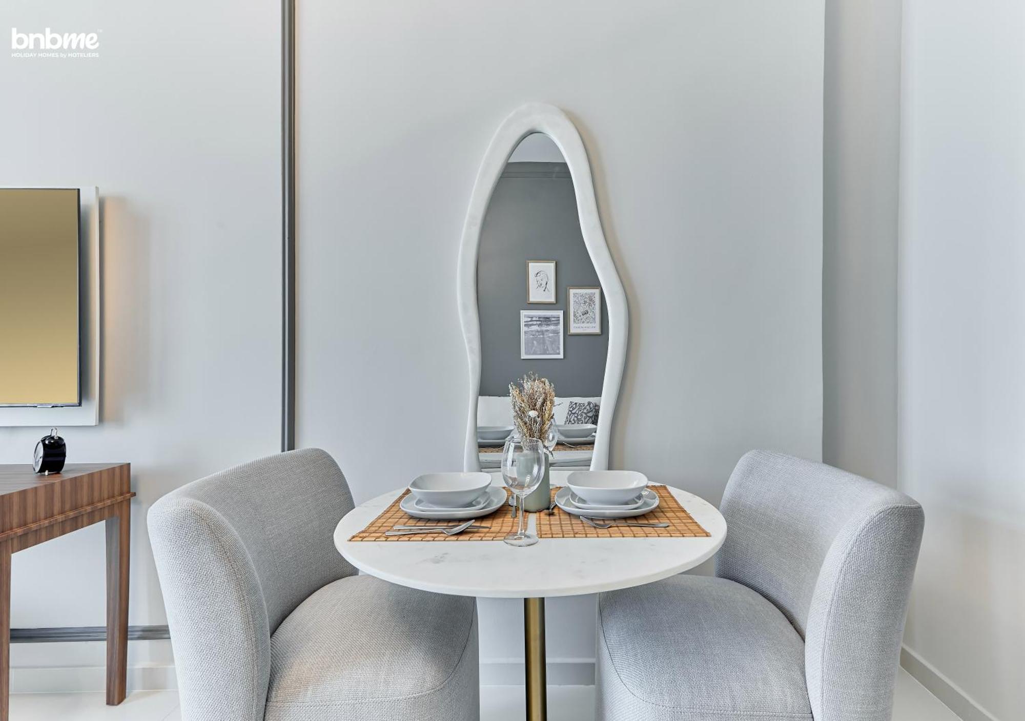 Bnbme - Damac Ghalia Apartment Dubai