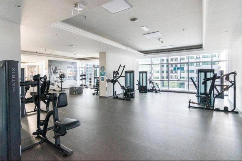 Large 1 Bedroom - Mag218 - Marina Apartamento