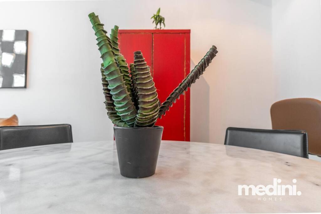 Large 1 Bedroom - Mag218 - Marina Dubái