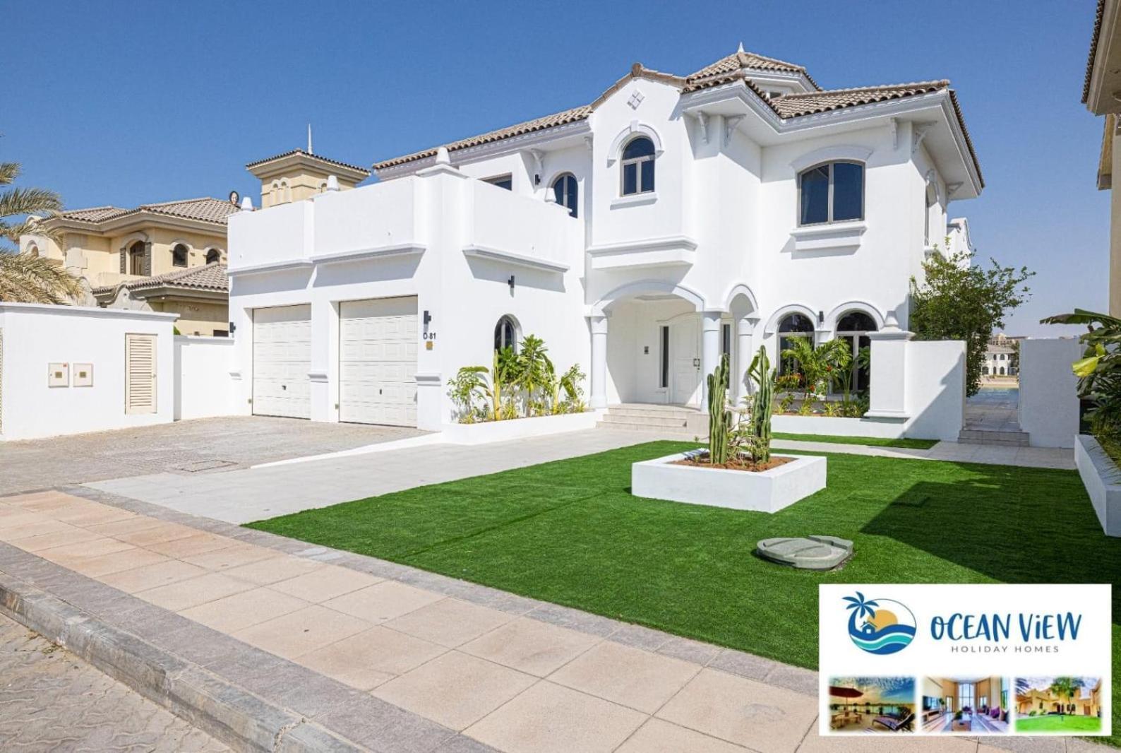 Beachfront Luxury 5 Bedroom And 1 Maids Room, Private Pool And Direct Access, Palm Jumeirah * Dubái