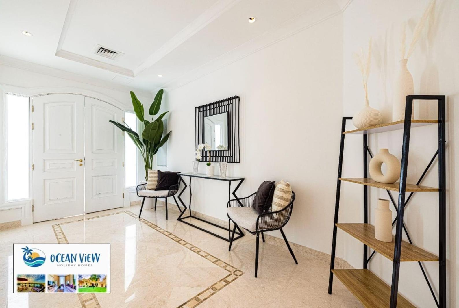 Villa Beachfront Luxury 5 Bedroom And 1 Maids Room, Private Pool And Direct Access, Palm Jumeirah Dubái