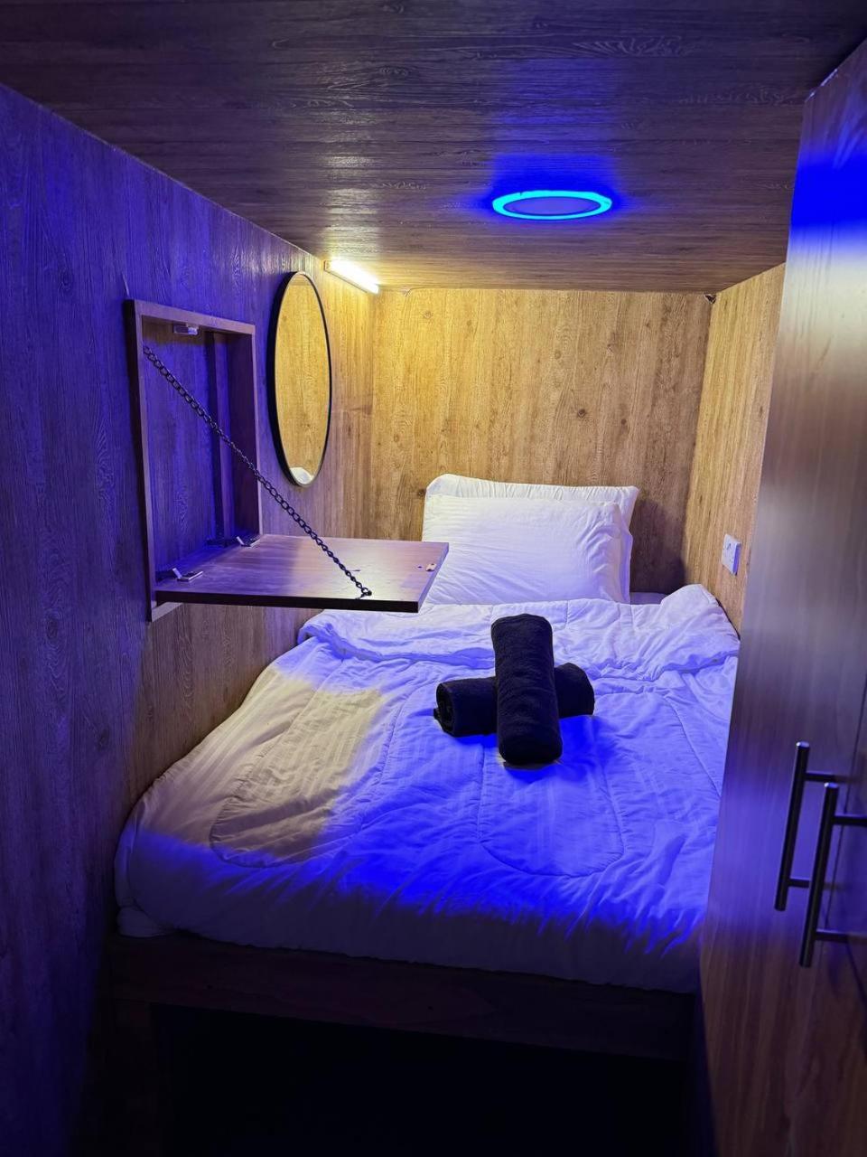Kapselhotell Capsule In Business Bay Near Downtown *