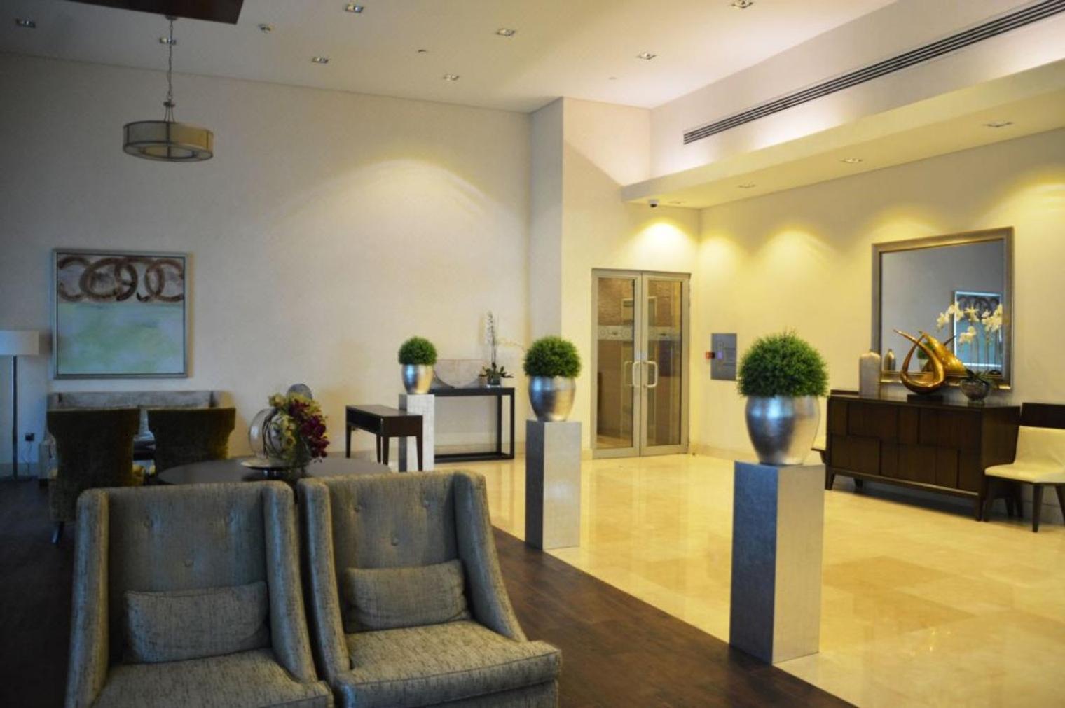 Blueground Boulevard Pool Gym Dxb-1179 Apartemen *