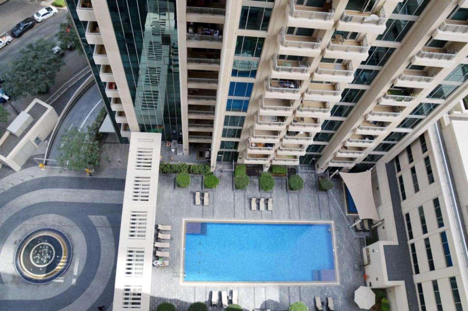 Blueground Boulevard Pool Gym Dxb-1179 Apartemen *
