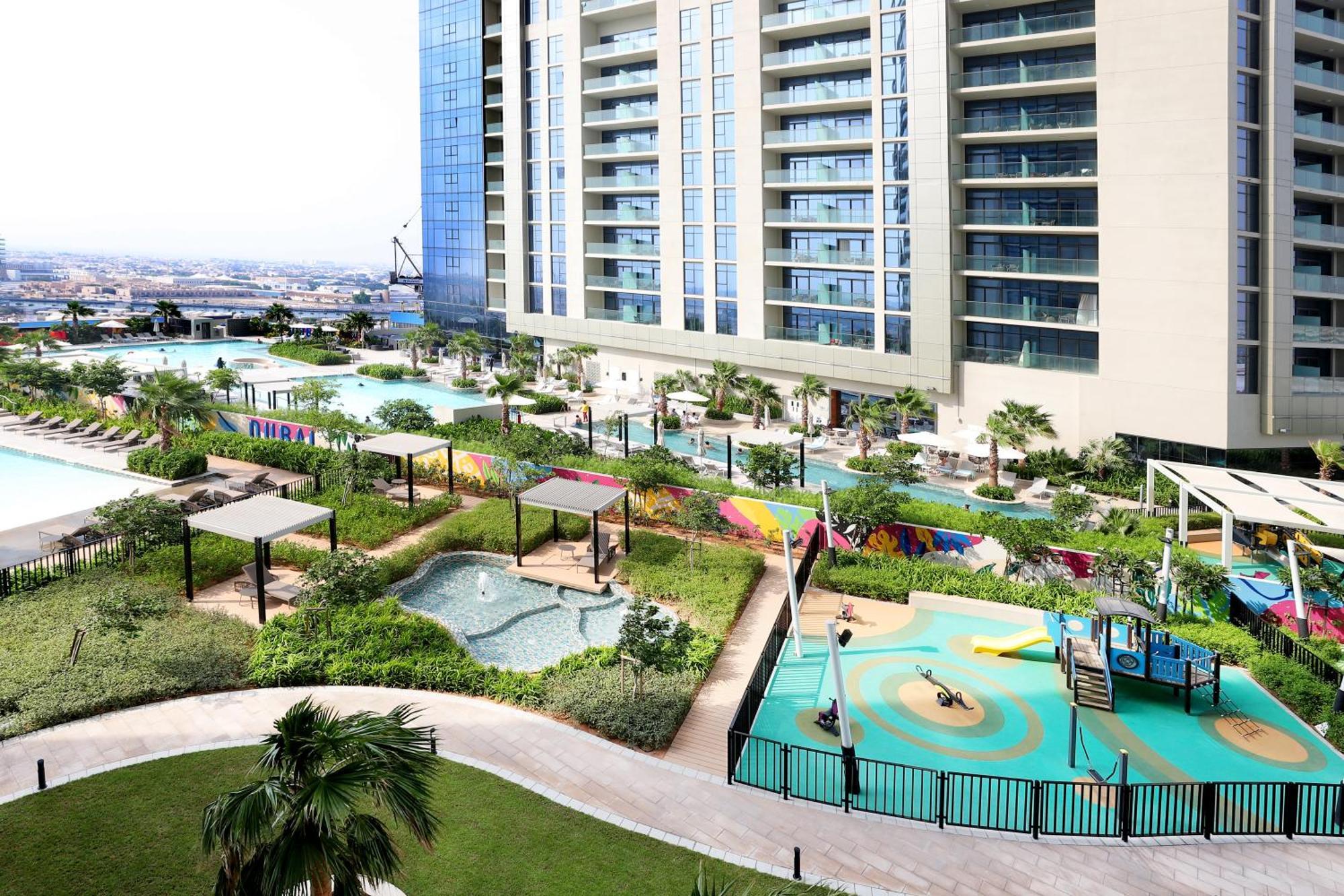 Apartament Brown Stone - Pool & Skyline View Aykon Dubai