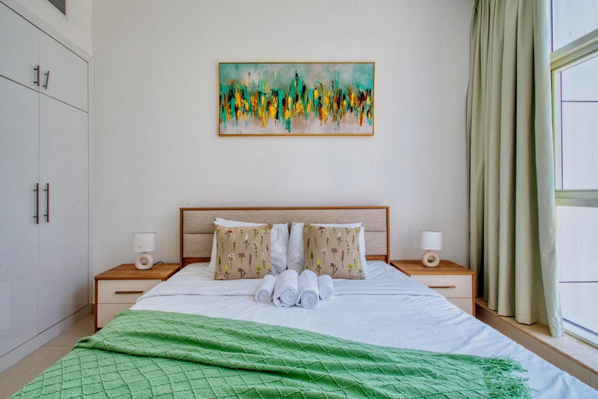Apartamento Aesthetic 2br With Marina Waterfront View Dubái