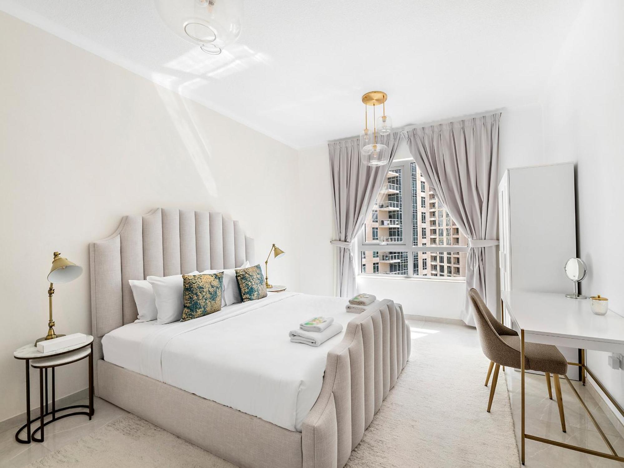 Sophisticated 2bdr-burj Khalifa & Fountain View Apartment *