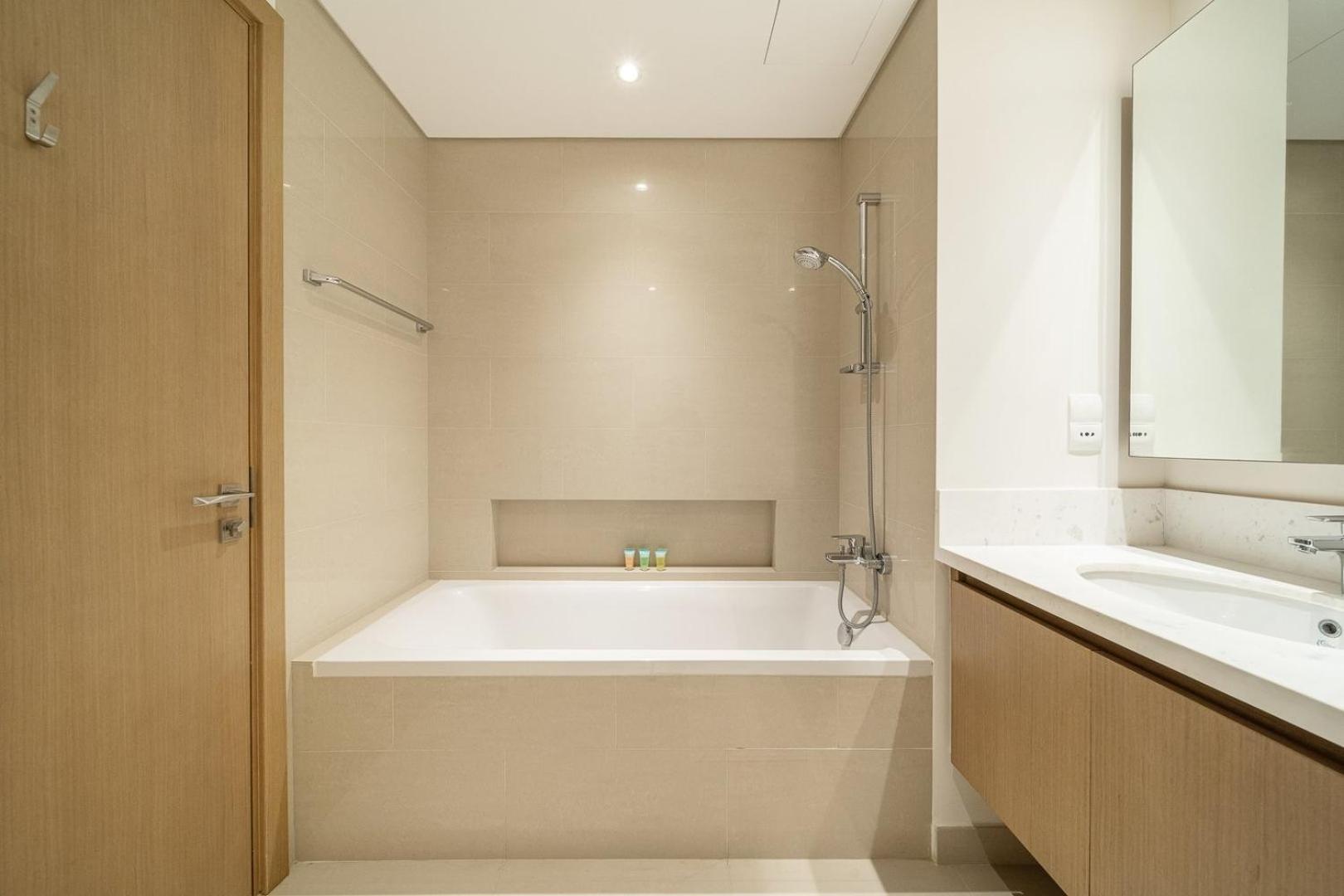 Appartement Luxe | Luxury 2br | Creek View | Modern & Cozy *