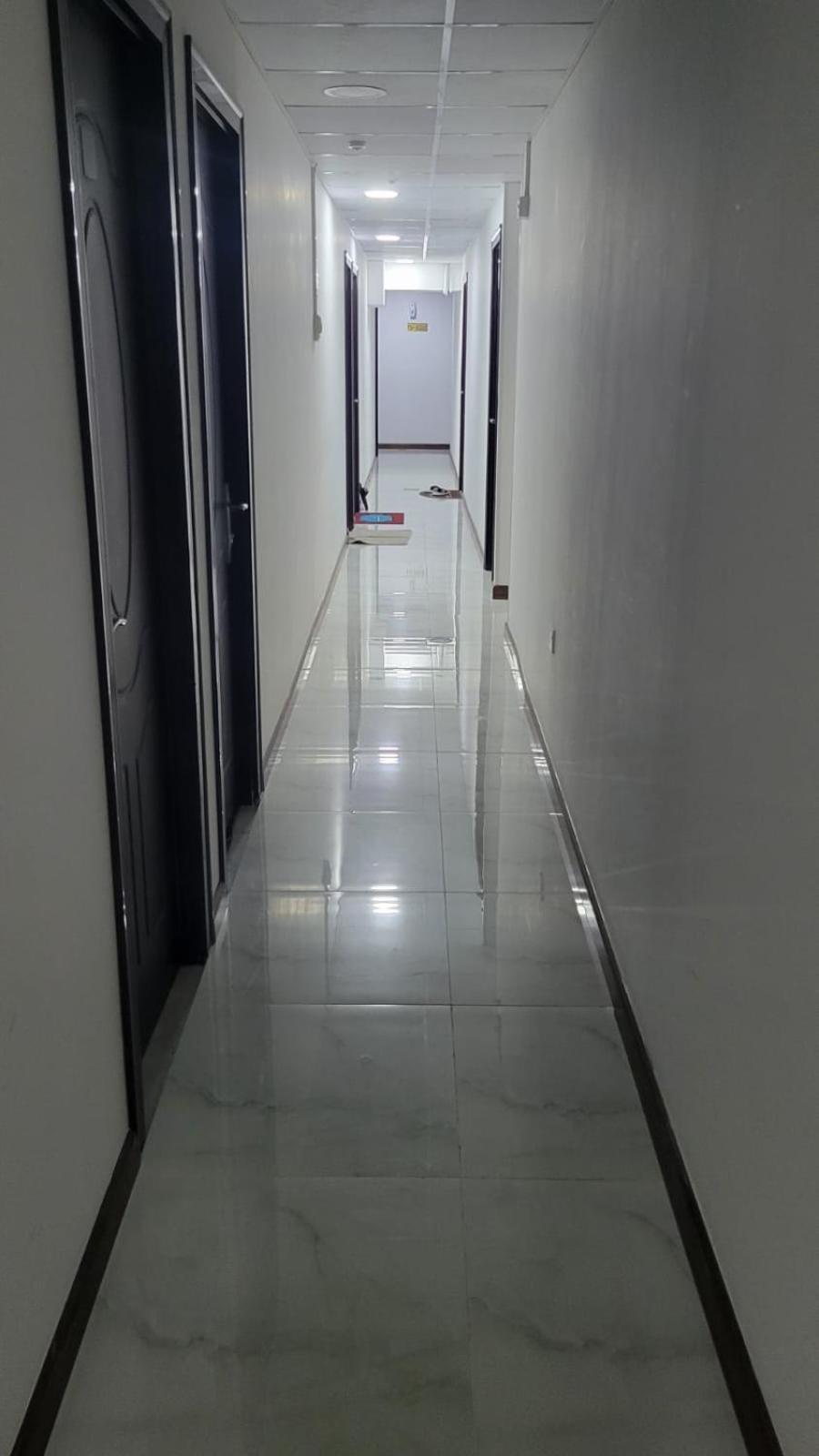 Emirates Towers Metro Appartement *