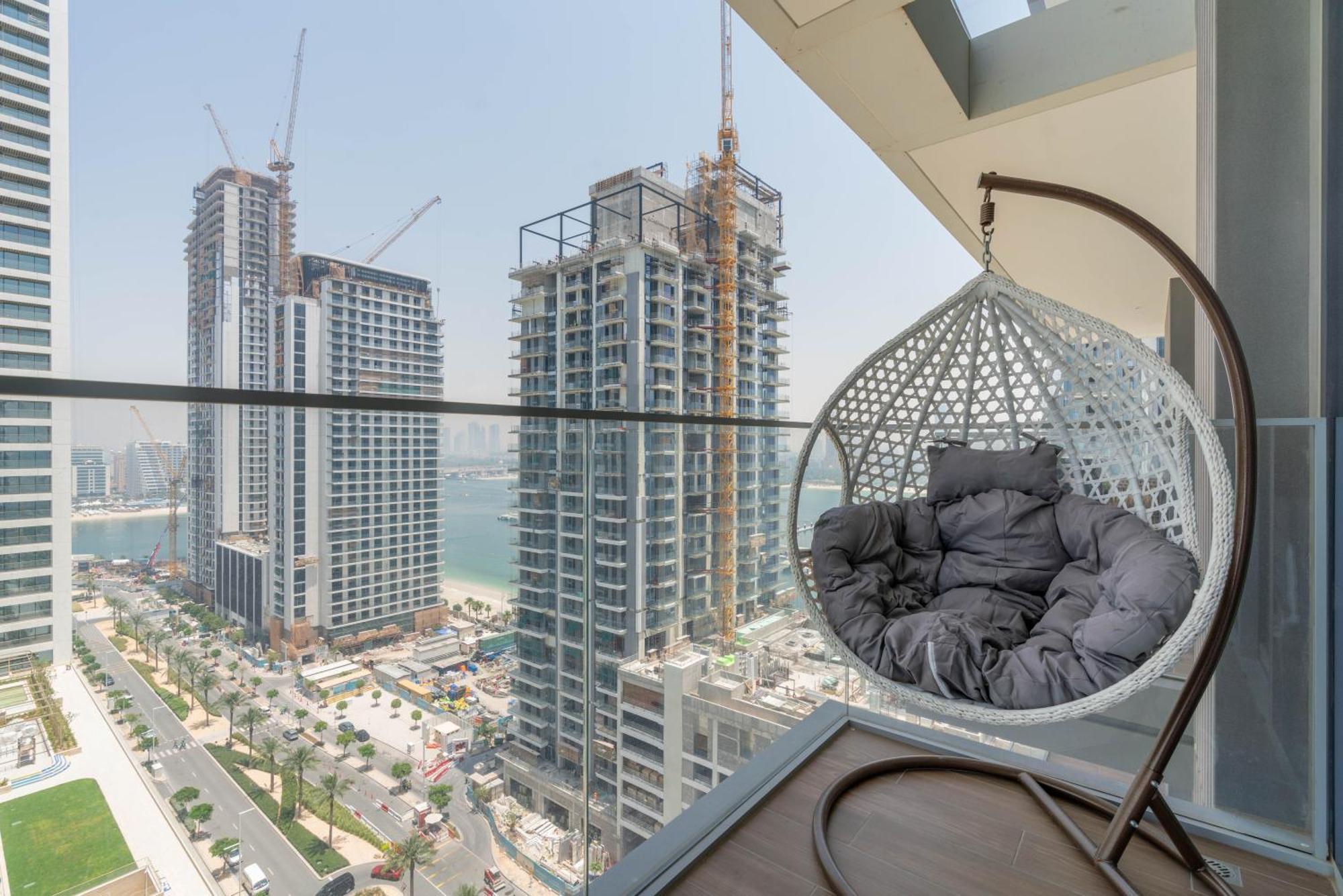 Isle Tower 2 - Beachfront Stunning - Full Sea Views Appartement *