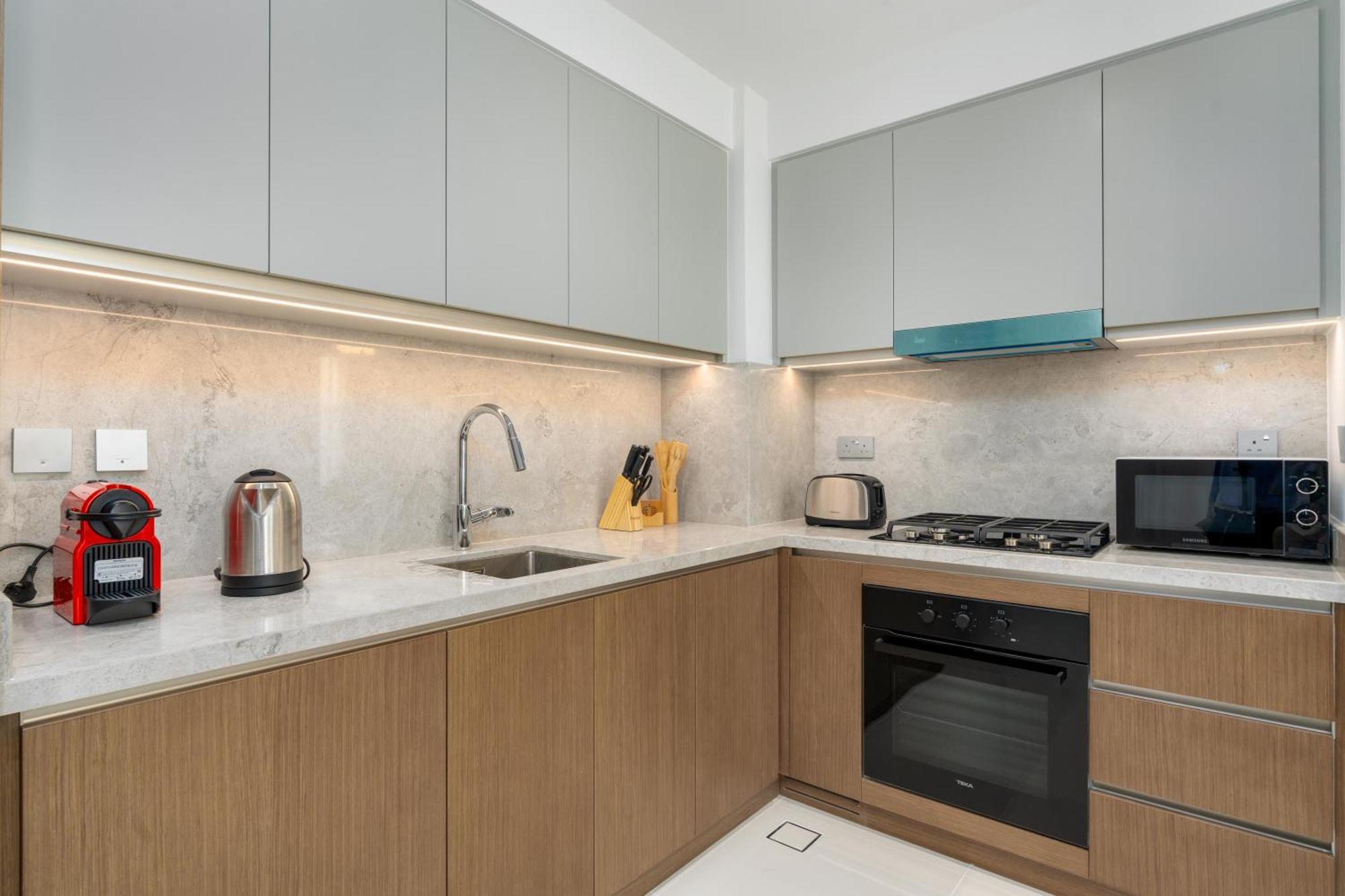 Isle Tower 2 - Beachfront Stunning - Full Sea Views Appartement Dubaï