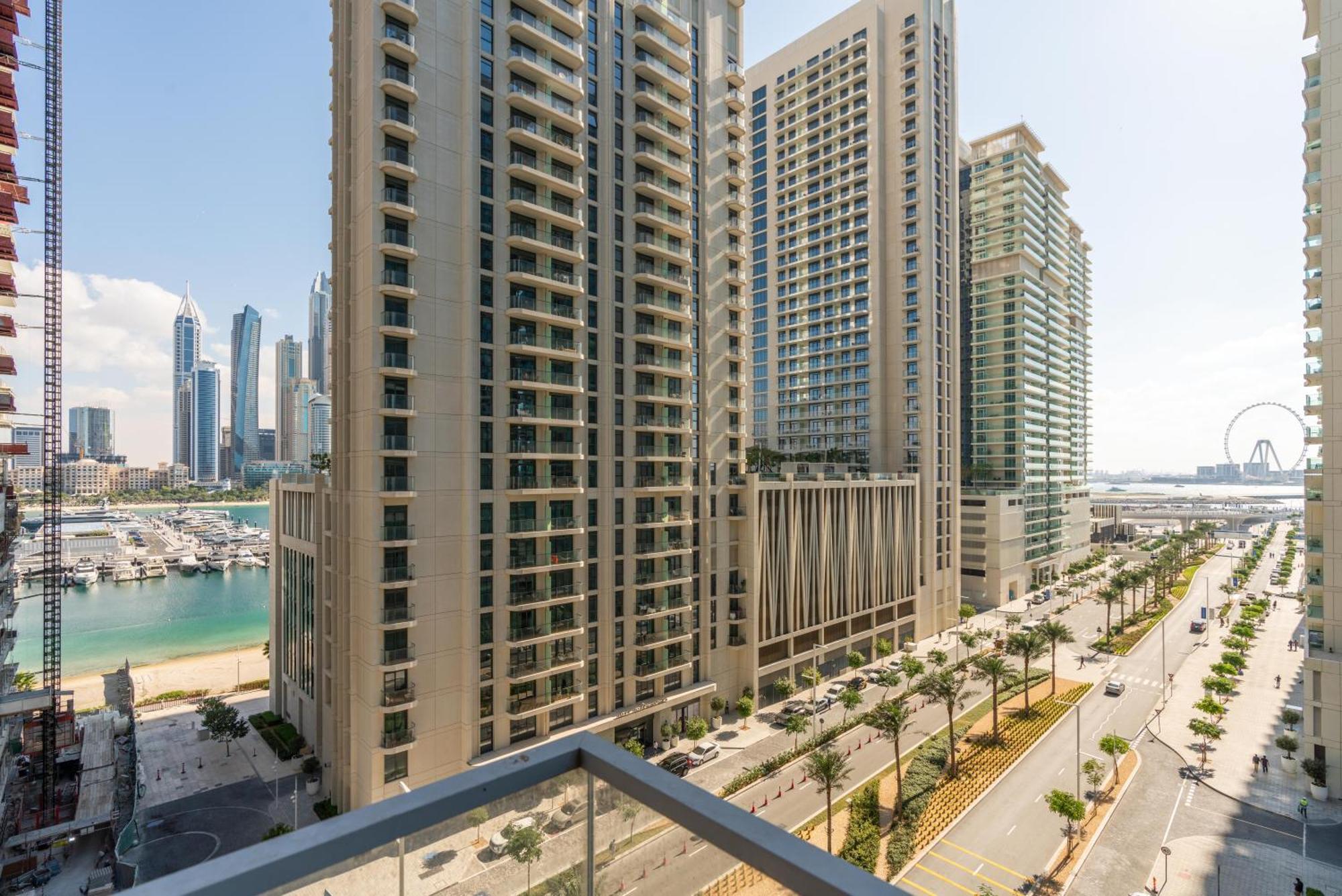 Isle Tower 2 - Beachfront Stunning - Full Sea Views Appartement Dubaï