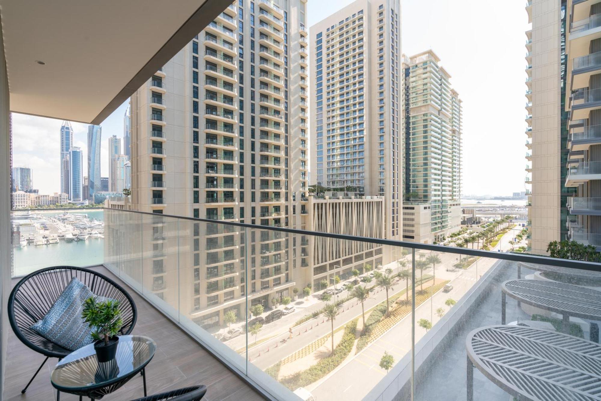 Isle Tower 2 - Beachfront Stunning - Full Sea Views Appartement Dubaï