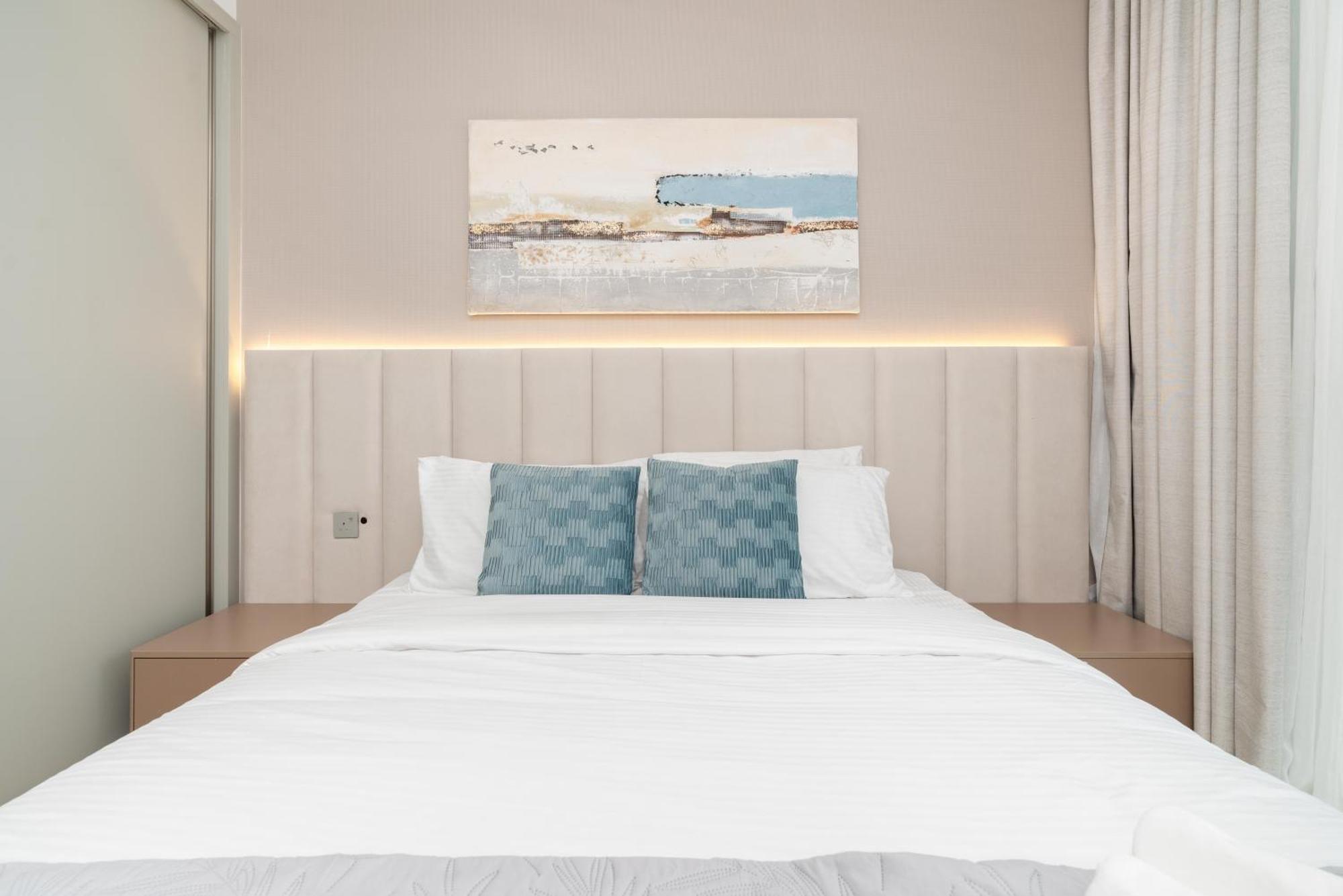 Isle Tower 2 - Beachfront Stunning - Full Sea Views Dubaï