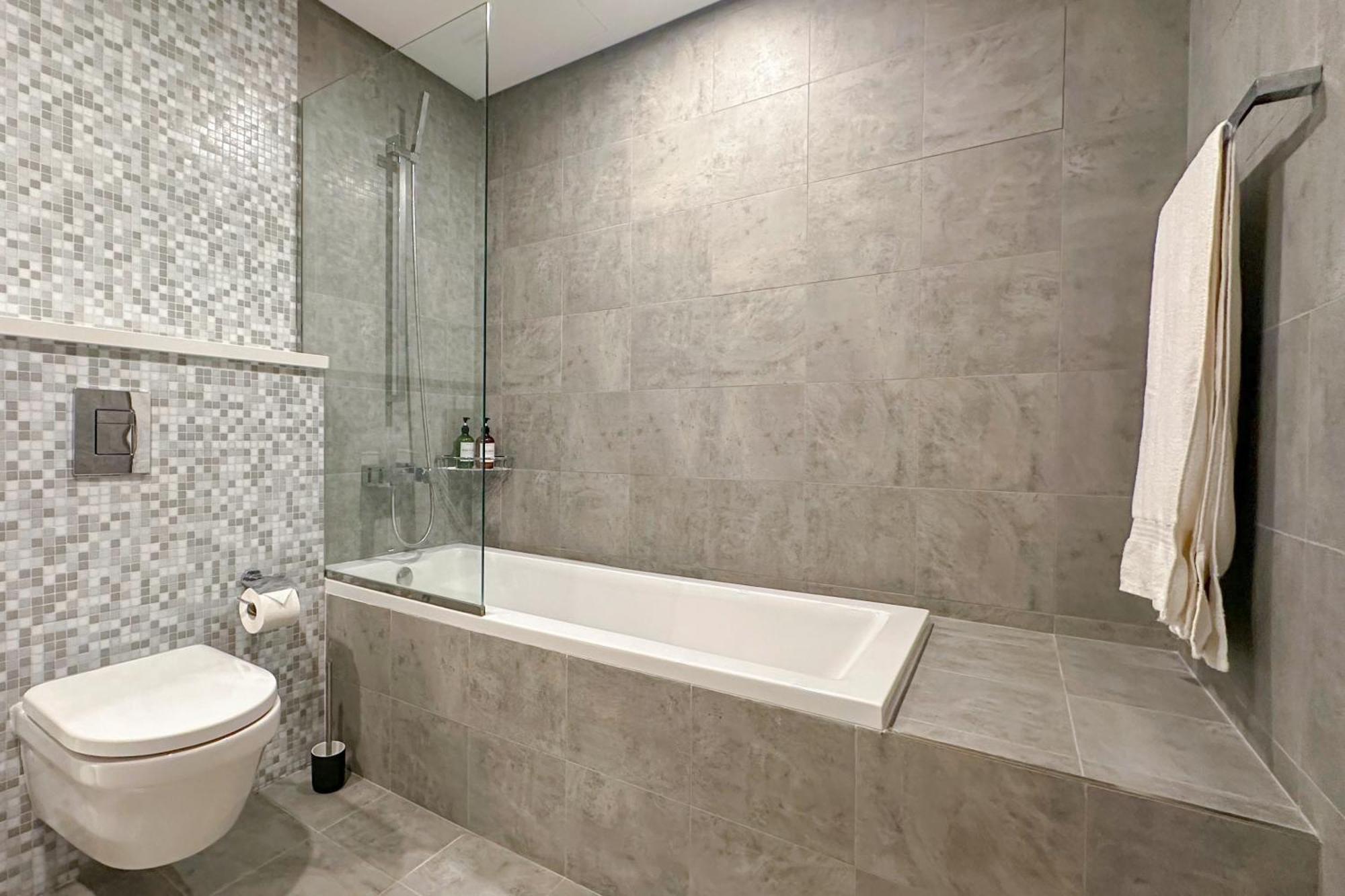 Luxury 1br In Marina Private Pool (adults Only) Appartamento Dubai