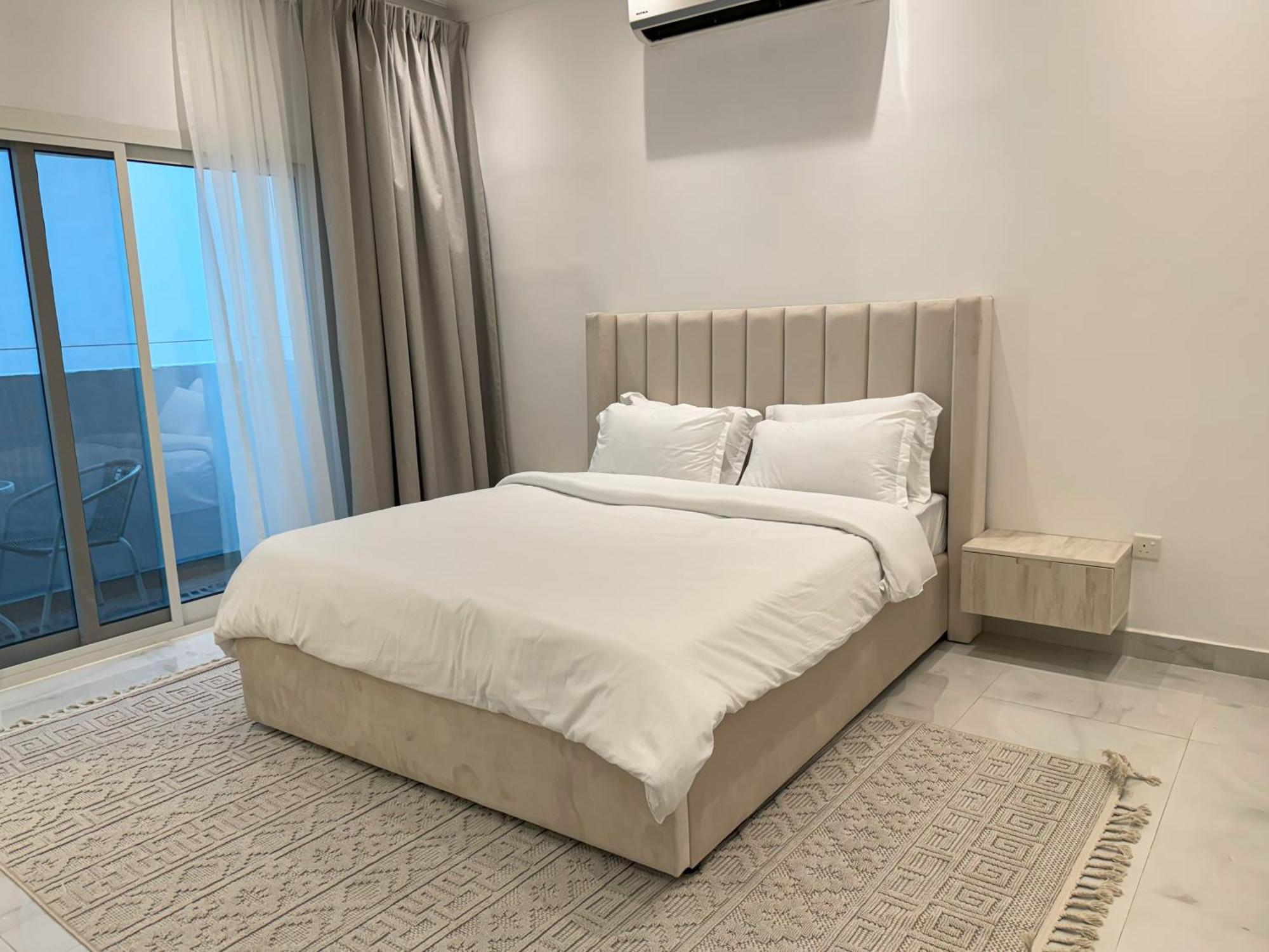 Villa Beautiful Private With Pool Dubai