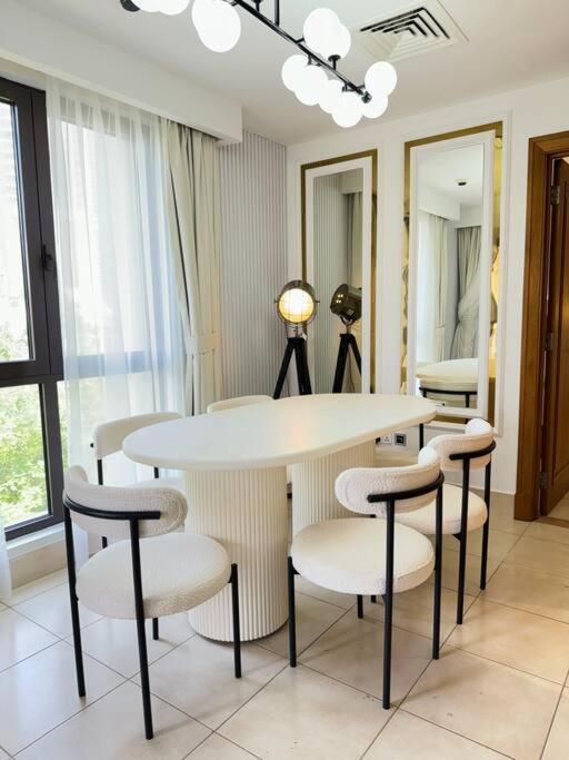 Burj Khalifa Downtown Luxury 2 Bed Close To Mall Appartement Dubaï