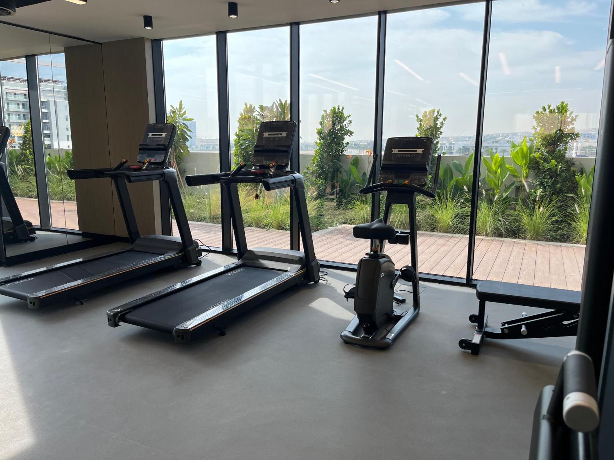 Bright New With Pool & Gym Access, 5 Min From Gardens Metro Dubai