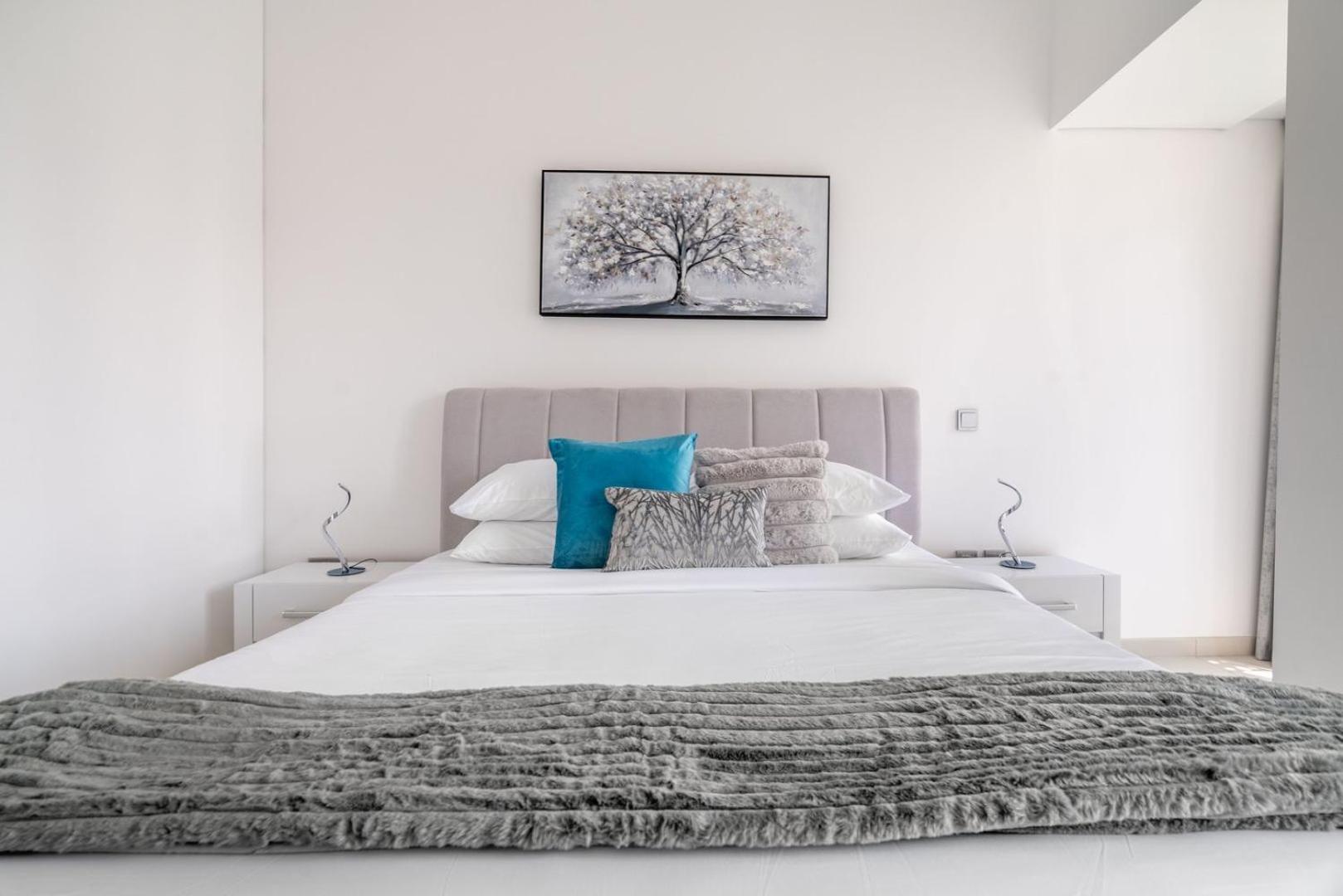 Guestready - Marina's Premier Apartment