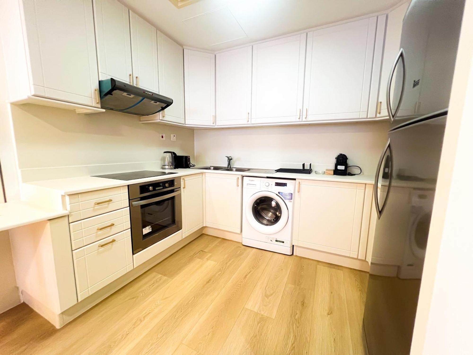 Stunning 2br In Marina With Amazing Views * Dubái